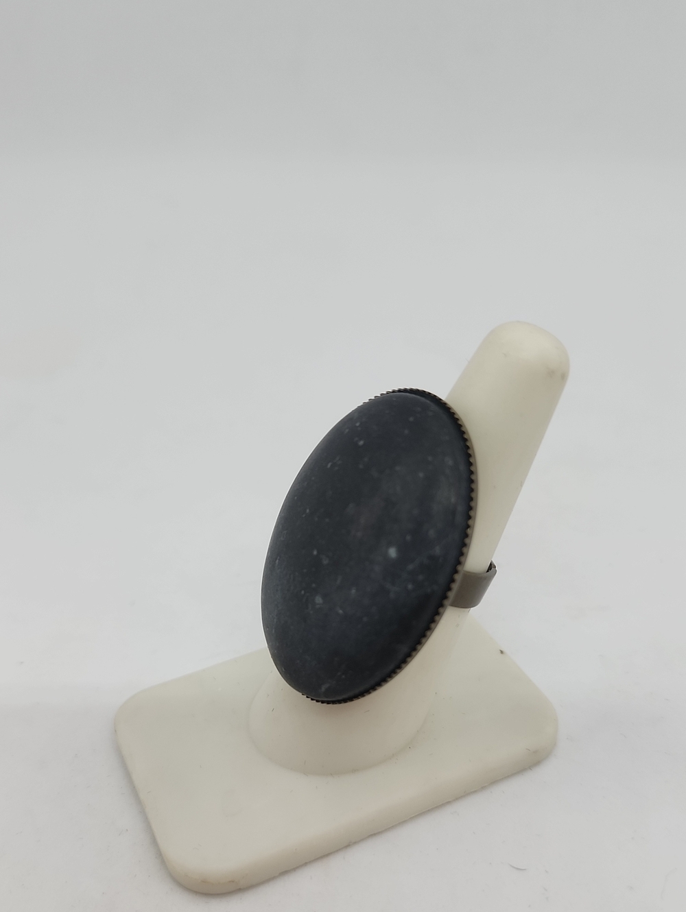 GASOLINE GLAMOUR COCKTAIL RING MATTE BLACK - Picture 2 of 8